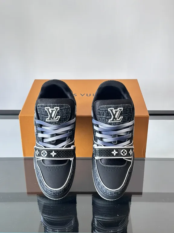 Louis Vuitton Shoe 